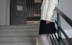 小扫货把腿张开让我C烂你的SB